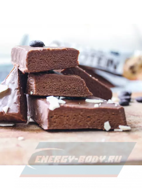 Батончик протеиновый QNT 50% FULL PROTEIN BAR 12 x 50 г, Клубника
