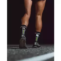 Compressport Носки V4 Run Hi Flash - Black/Fluo Yellow Компрессионные носки